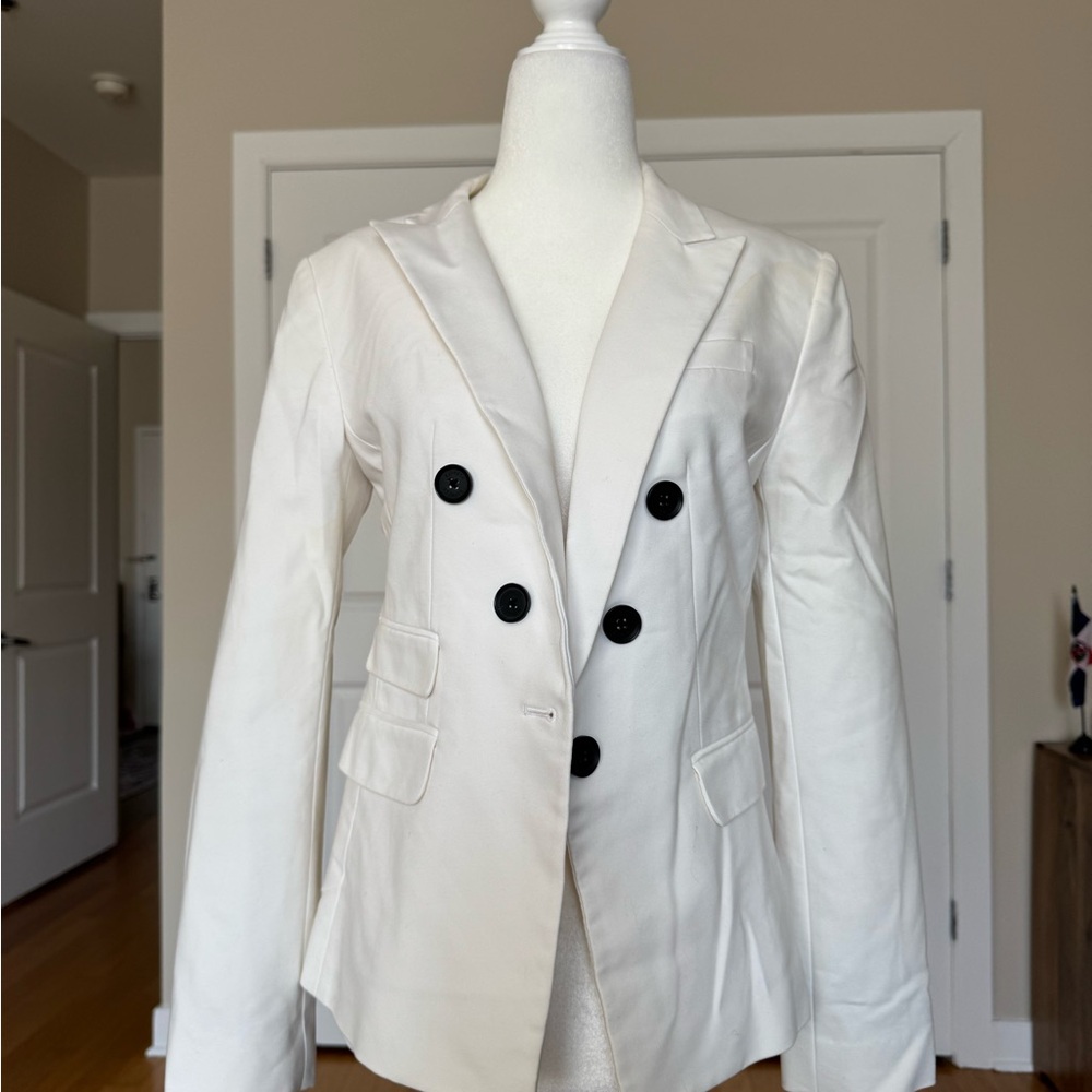 Express White Double-Breasted Blazer with Black Buttons